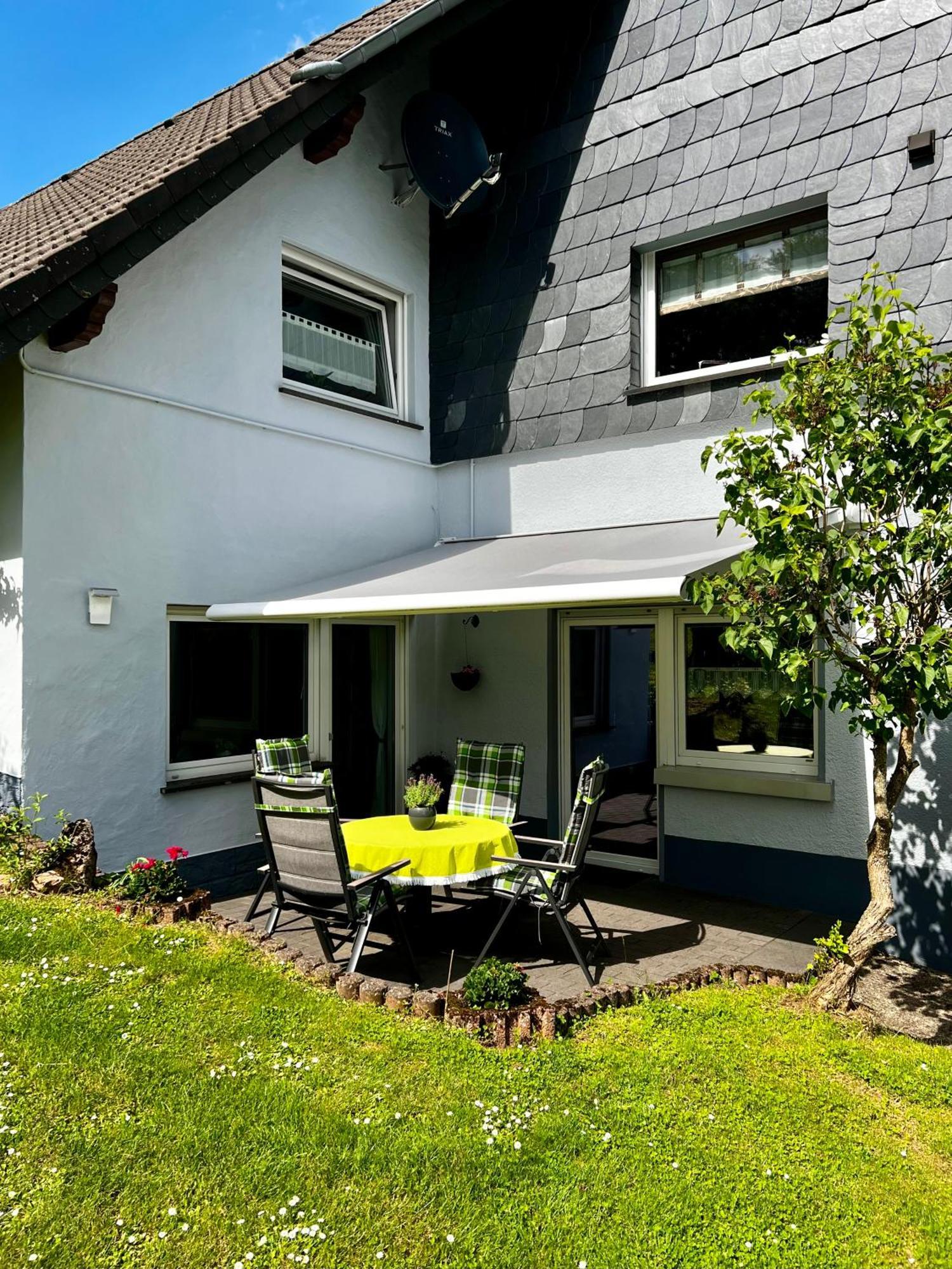 Deine-Eifel-Ferienwohnung Feusdorf Exterior foto